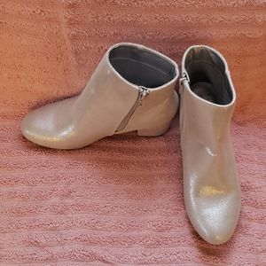 Silver chunk zip up boots